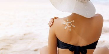 Comment préparer et protéger sa peau des rayons du soleil ?